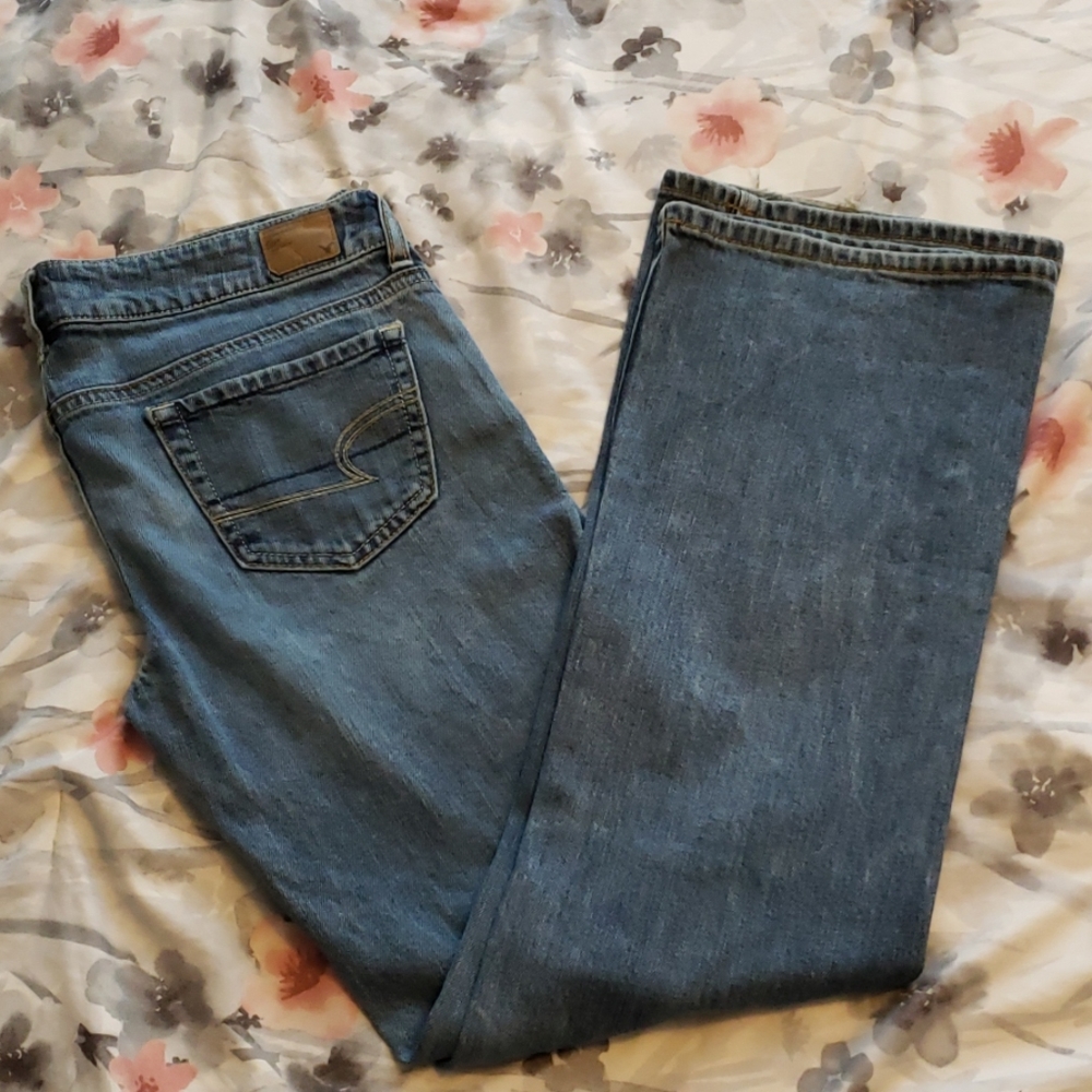 American Eagle boyfriend Jeans